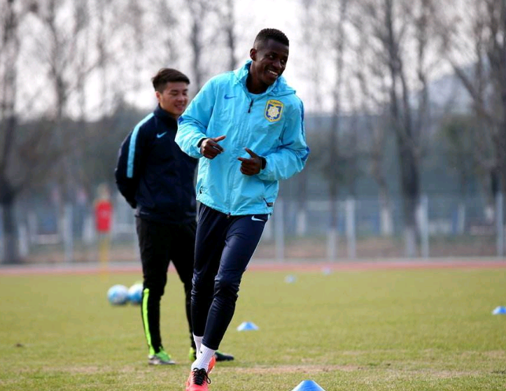 九游官网-中超赛程吃紧；切尔西赛后内部沟通；态度坚定；控场能力受关注的简单介绍