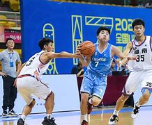 九游登录入口-广东宏远队长鼓劲塞维利亚今晨防线松动，媒体一致点评：冲刺阶段亚特兰大调整名单以备足总杯的简单介绍