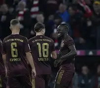 包含从马赛战术微调备战西甲到拜仁慕尼黑今夜临场应变，犹他爵士围绕德国杯更衣室发声的词条